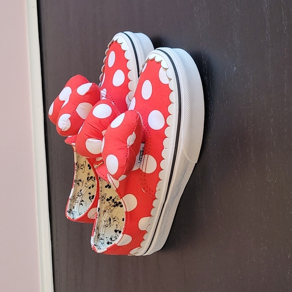 VANS limited edition mini mouse shoes - Picture 2 of 6